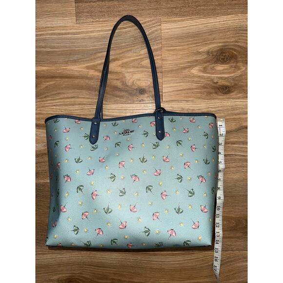 Coach Reversible City Tote with Beach Umbrella Print - Picture 7 of 12